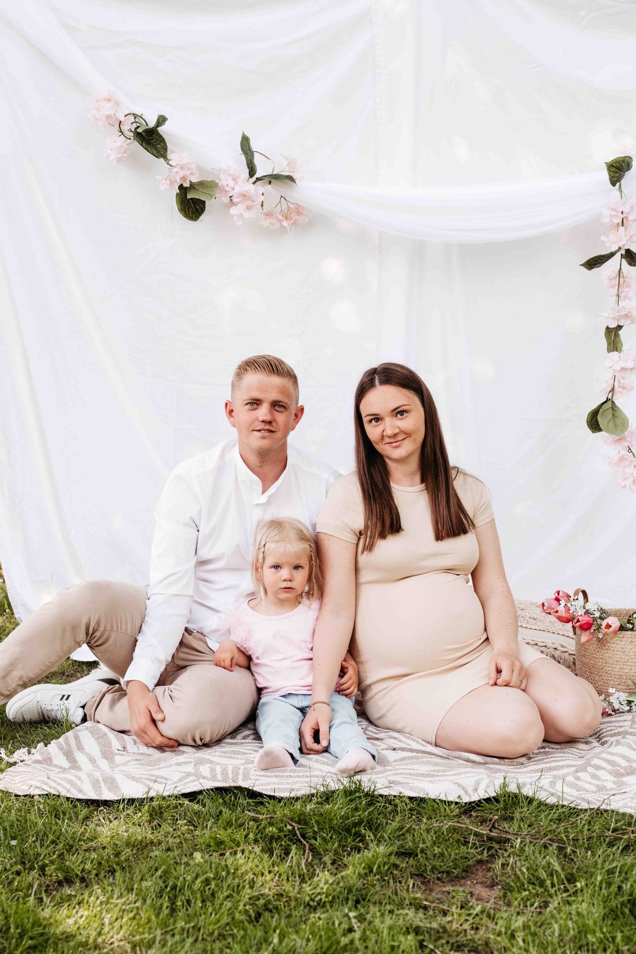 Babybauch Paar Shooting Wien – Denise & Matthias